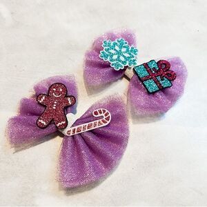A Proper Princess glitter Christmas bow piggies